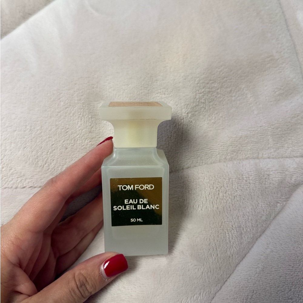 Tom Ford Eau de Soleil Blanc Frosted Bottle